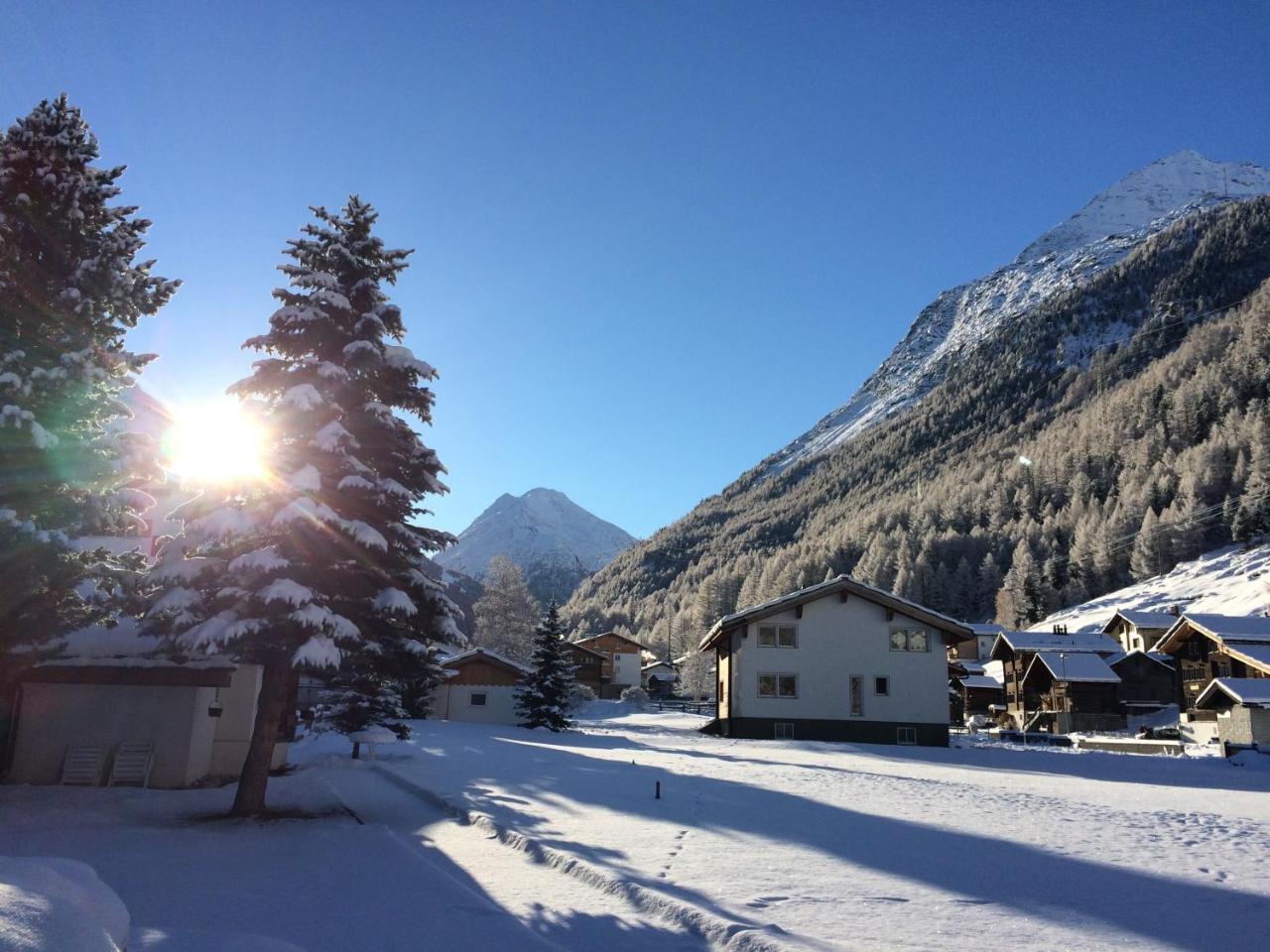 B&B Haus Granit Saas Grund Buitenkant foto