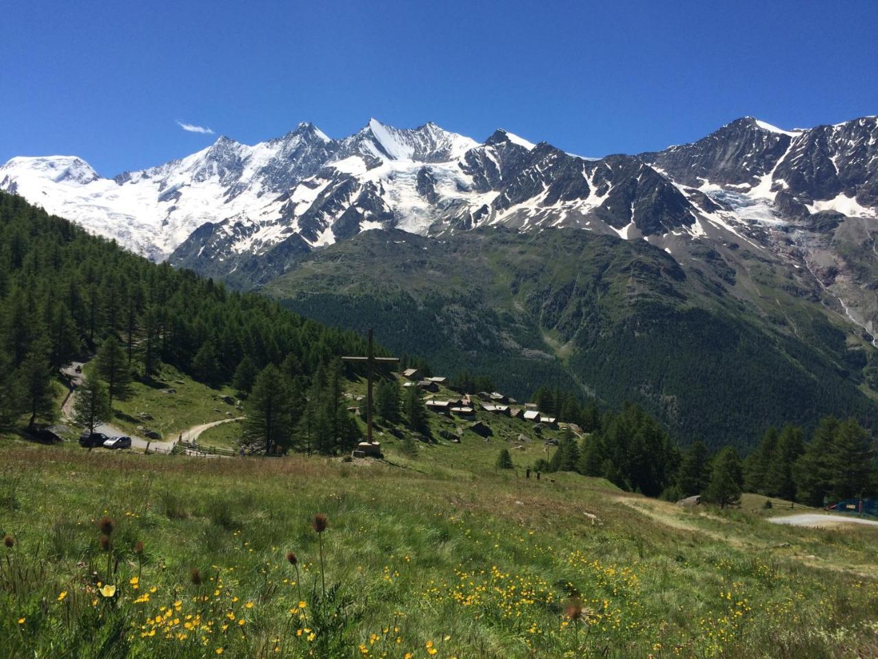 B&B Haus Granit Saas Grund Buitenkant foto