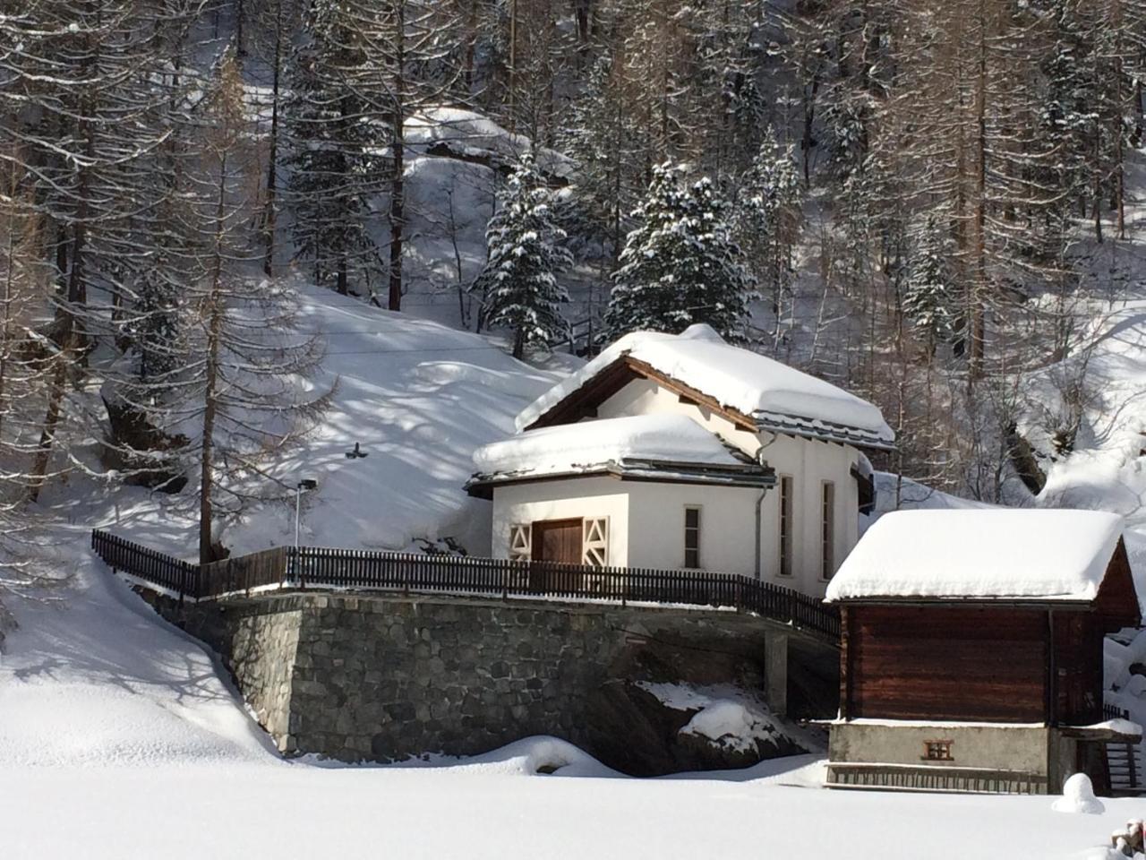 B&B Haus Granit Saas Grund Buitenkant foto